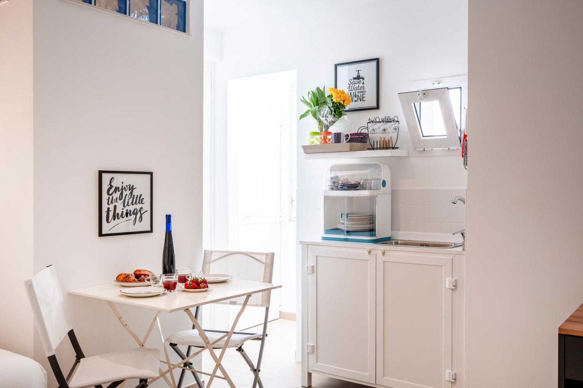 Room 4 - Lovely & Functional Studio Bari Exterior foto