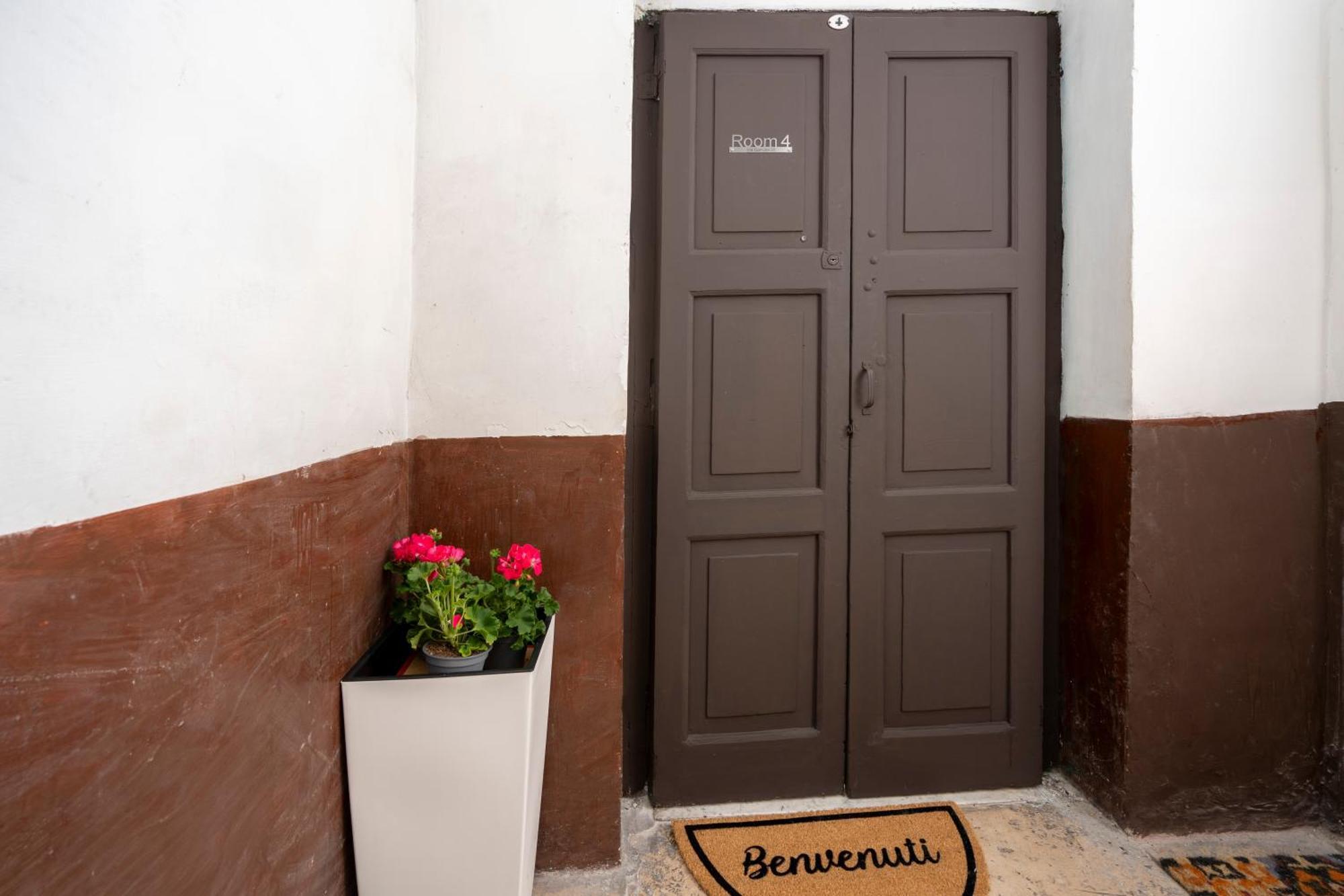 Room 4 - Lovely & Functional Studio Bari Exterior foto